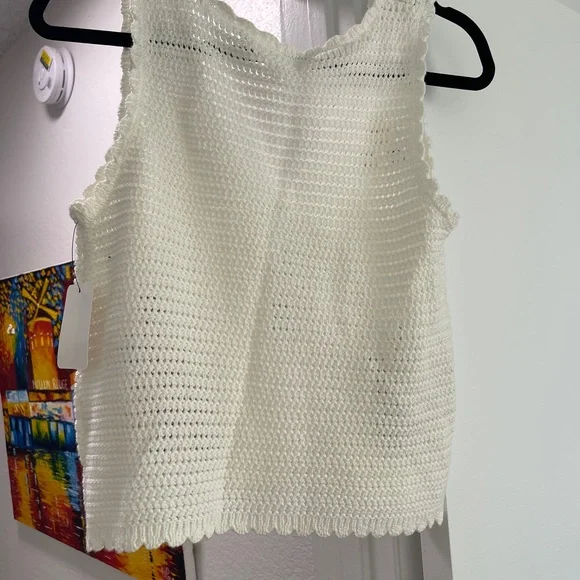 Blu Pepper White Crochet Floral Vest Top - Picture 4 of 5